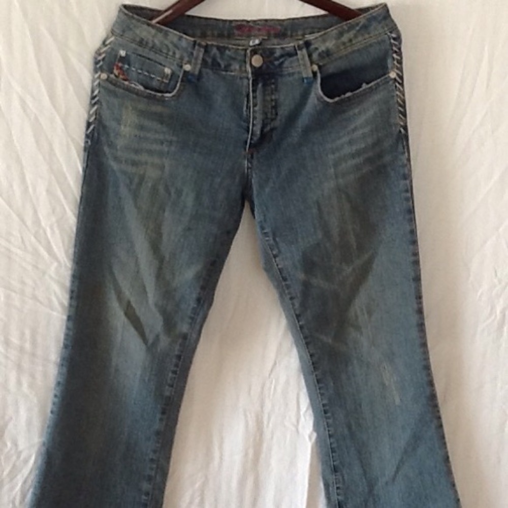 Younique Jeans